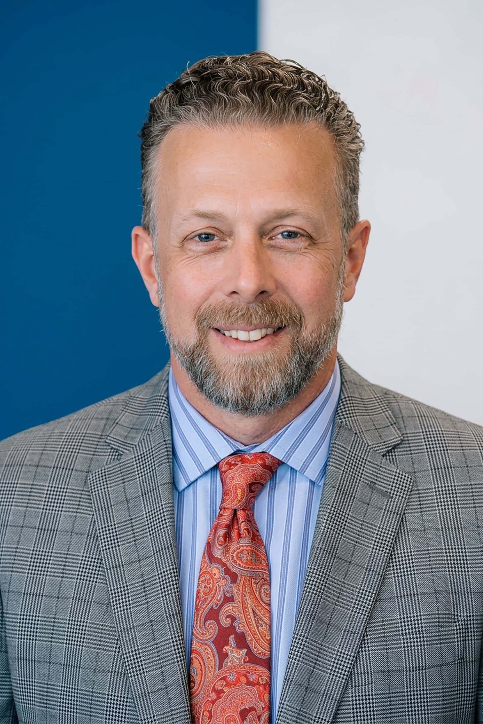 Dr. Timothy Williams headshot